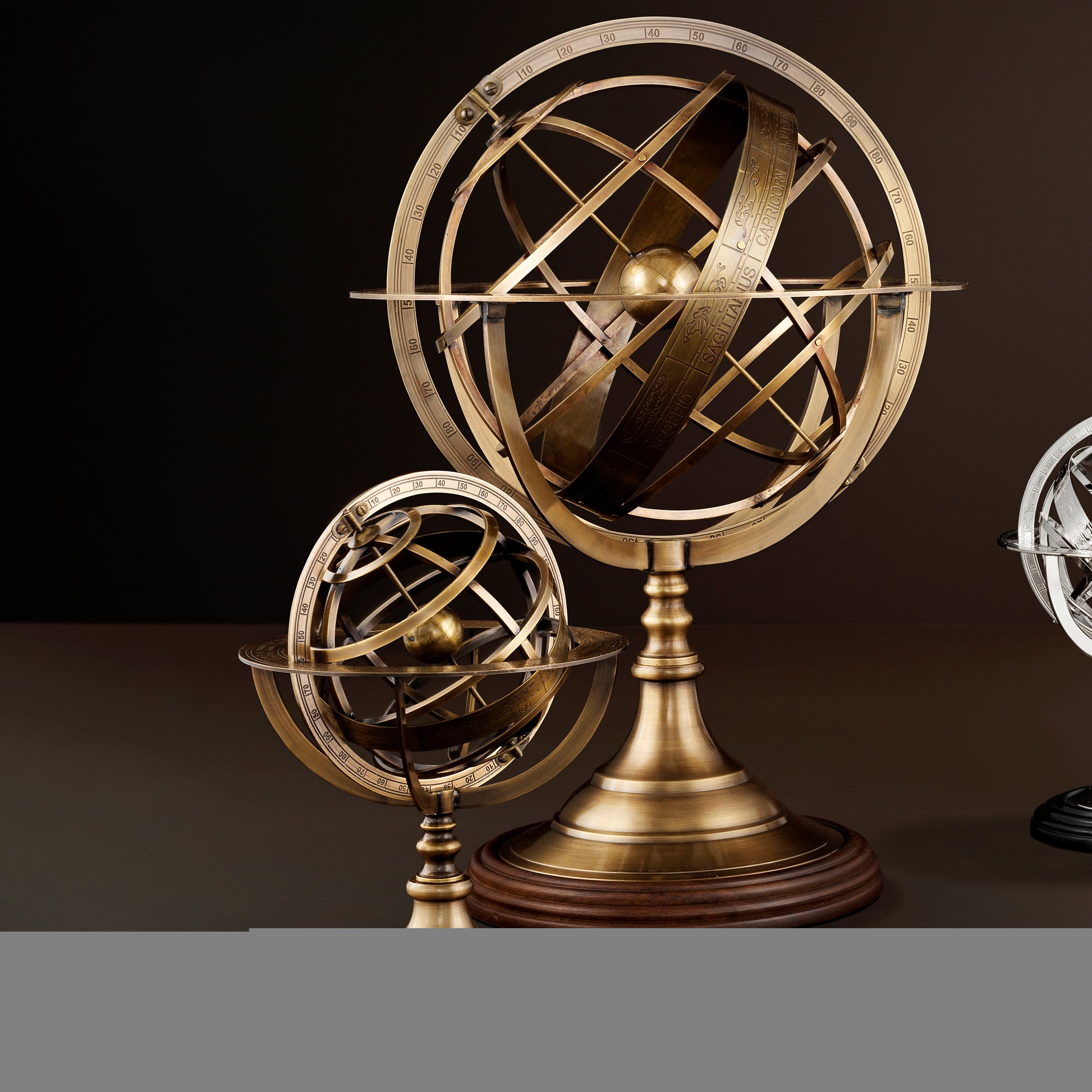 Antique Brass Globe L | Eichholtz Miami