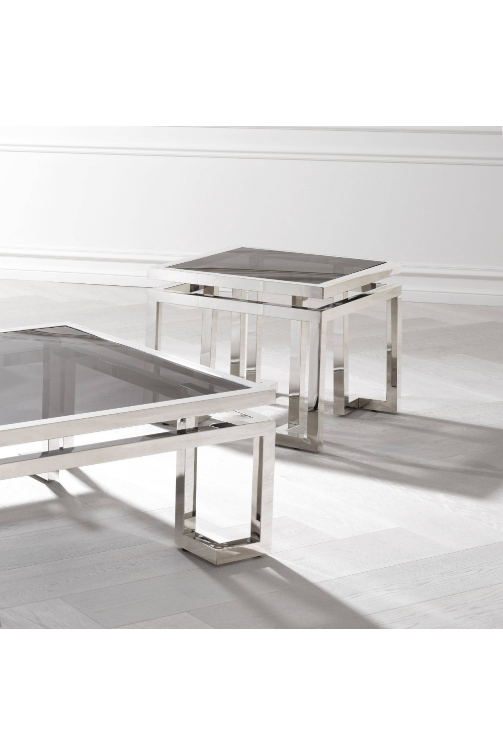 Smoke Glass Side Table Palmer | Eichholtz Miami