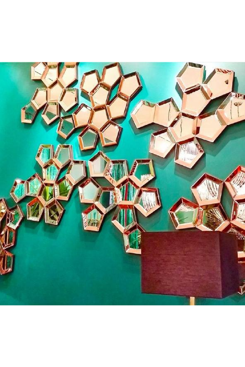 Pentagonal Cluster Mirror Cheyenne | Eichholtz Miami