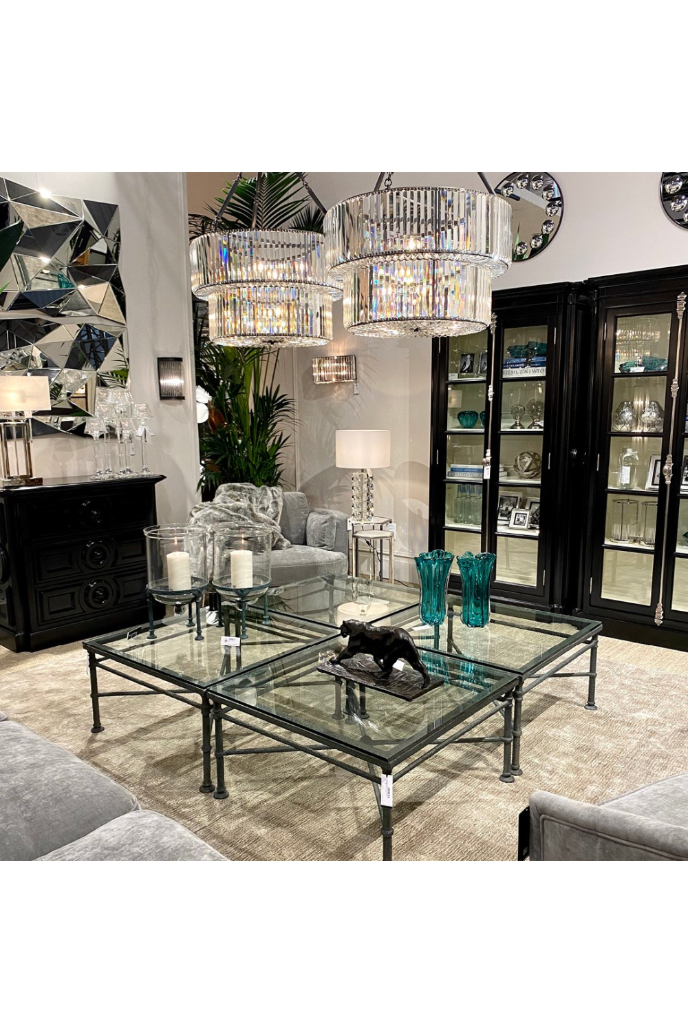 Dimensional Glass Wall Mirror Boyton | Eichholtz Miami