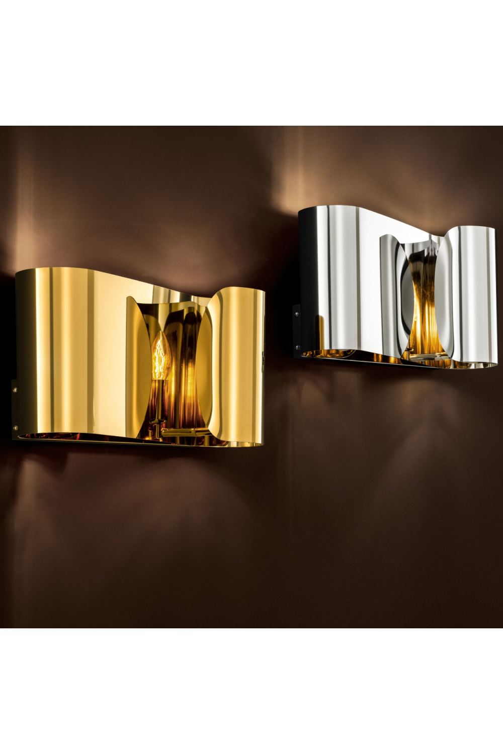 Gold Sculptural Wall Lamp Crawley | Eichholtz Miami