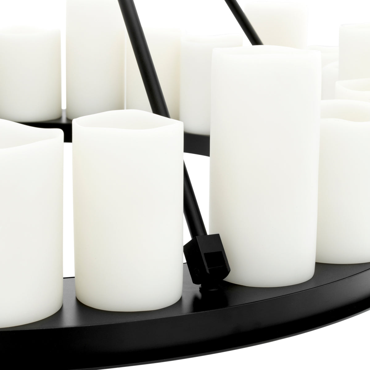 Black Candle Chandelier Commodore | Eichholtz Miami