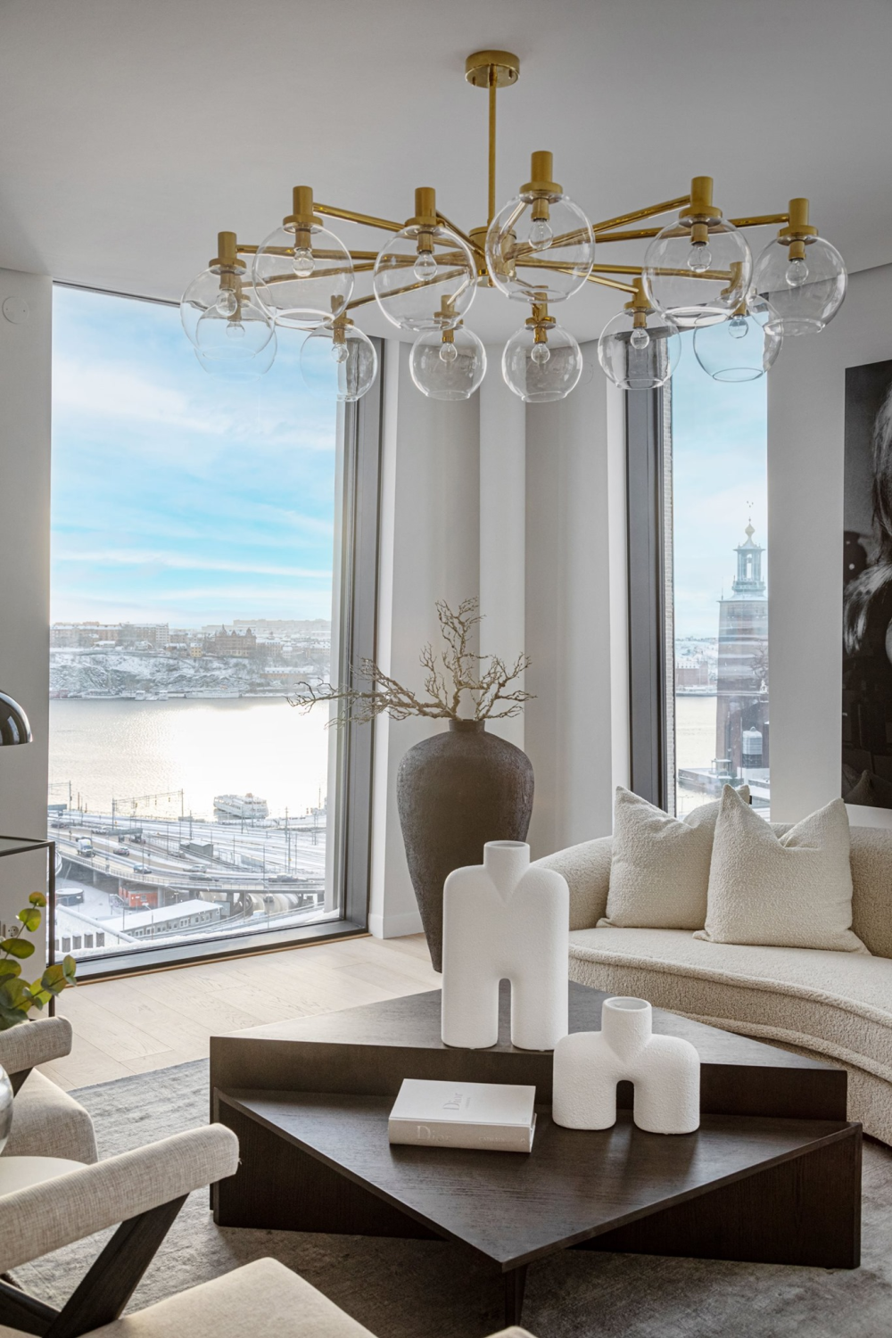 Glass Globe Chandelier Selva | Eichholtz Miami