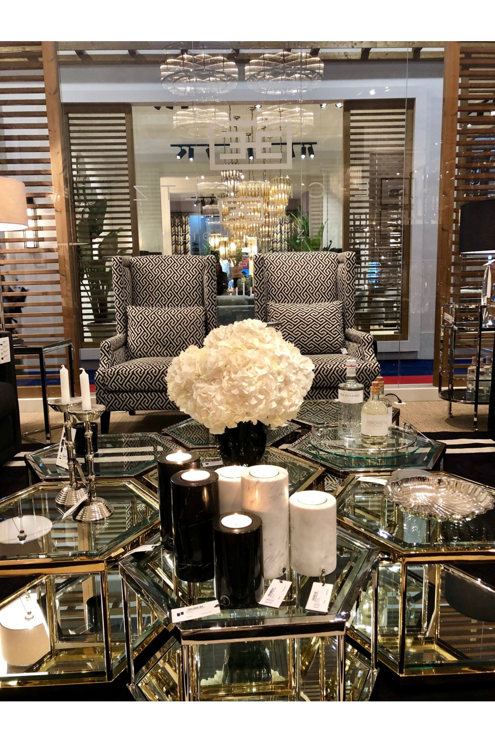 White Marble Tealight Holders (2) Tobor | Eichholtz Miami