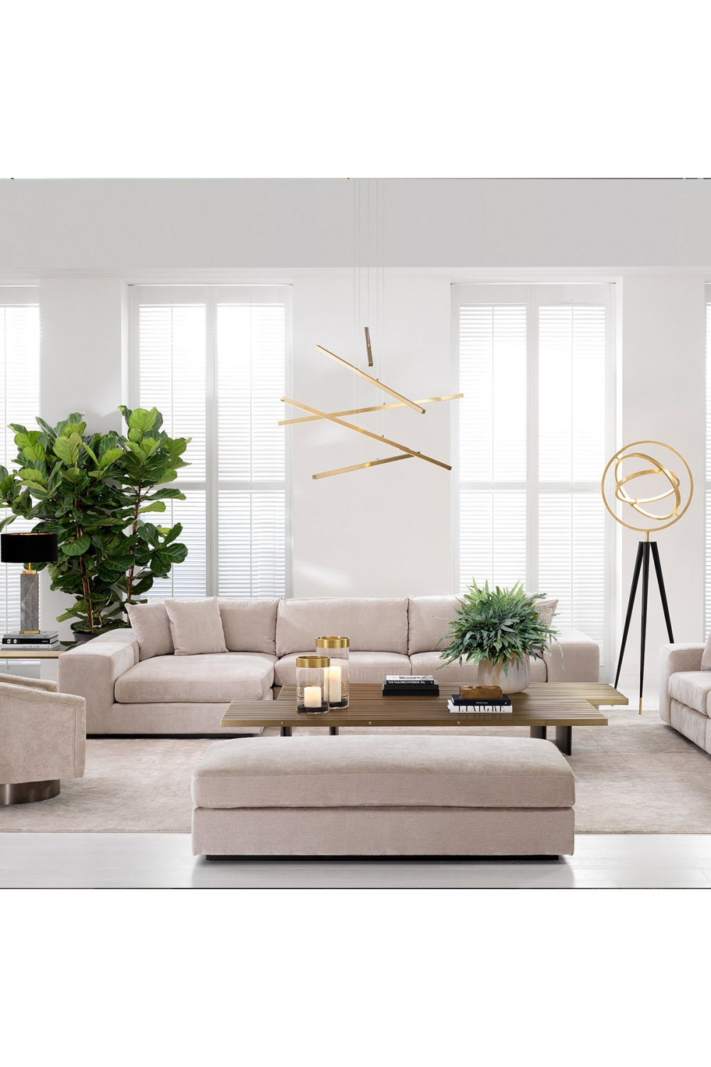 Brass Antique Floor Lamp Cassini | Eichholtz Miami