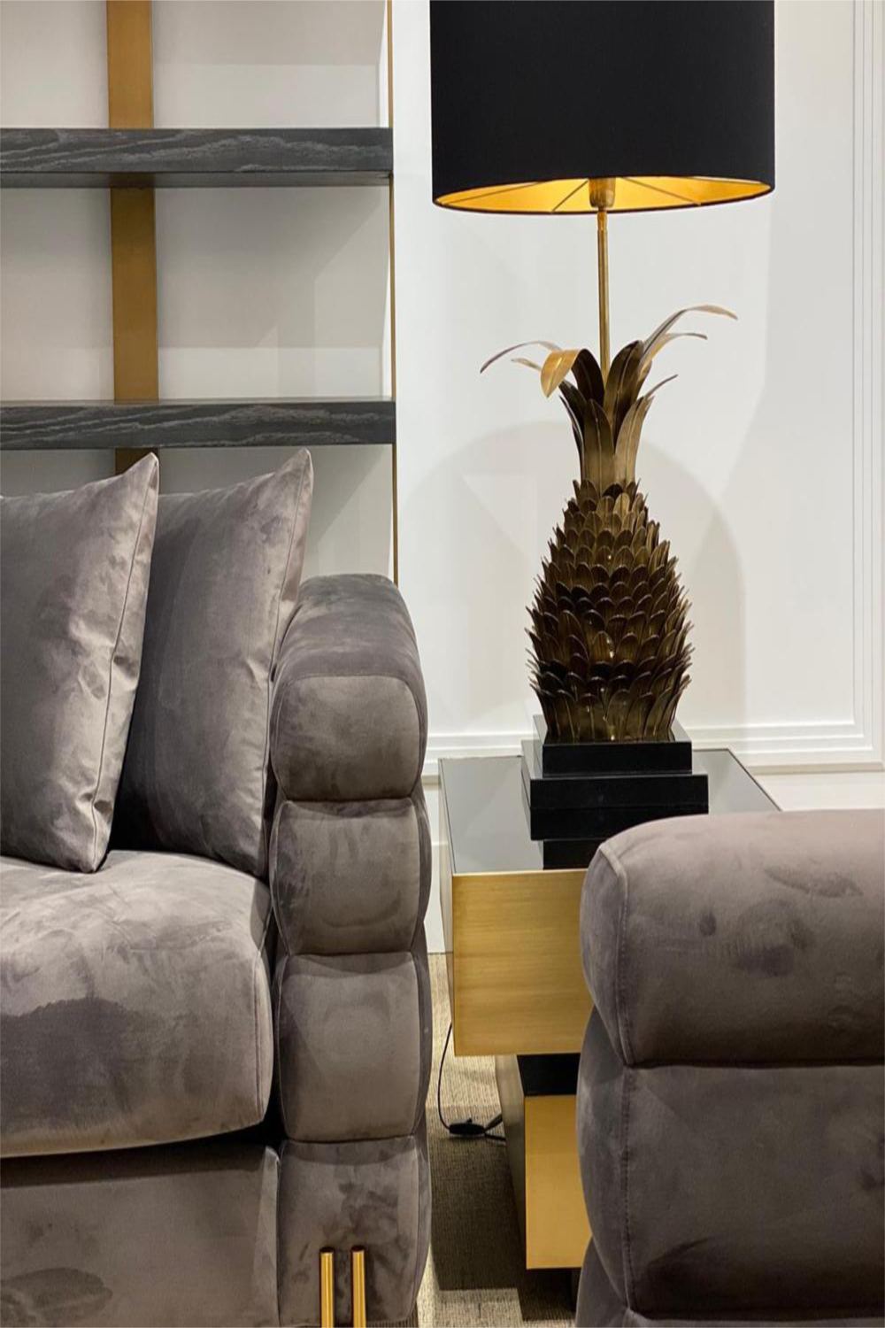 Upholstered Armchair York | Eichholtz Miami