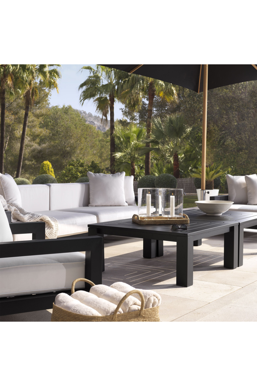 Square Outdoor Coffee Table Vistamar | Eichholtz Miami