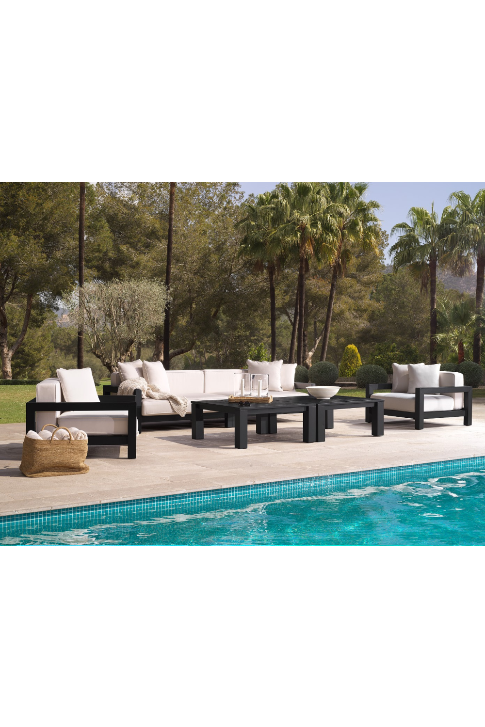 Square Outdoor Coffee Table Vistamar | Eichholtz Miami