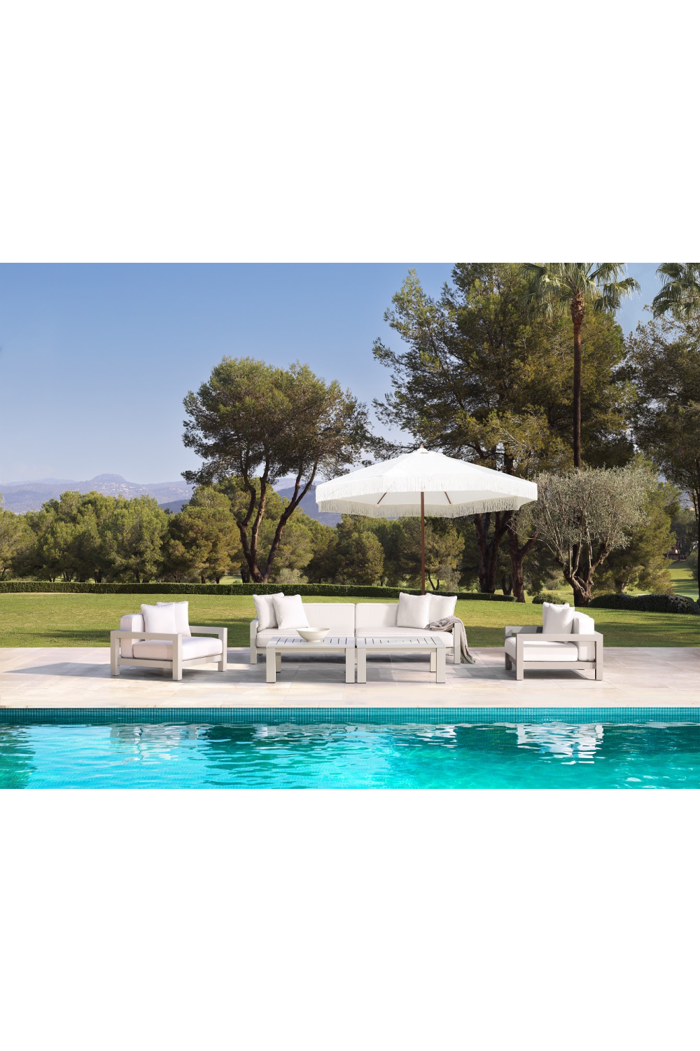 Square Outdoor Coffee Table Vistamar | Eichholtz Miami