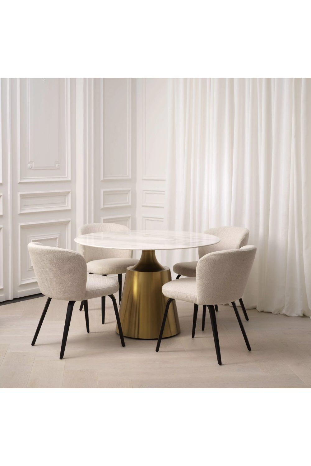 Round Pedestal Dining Table Nathan | Eichholtz Miami