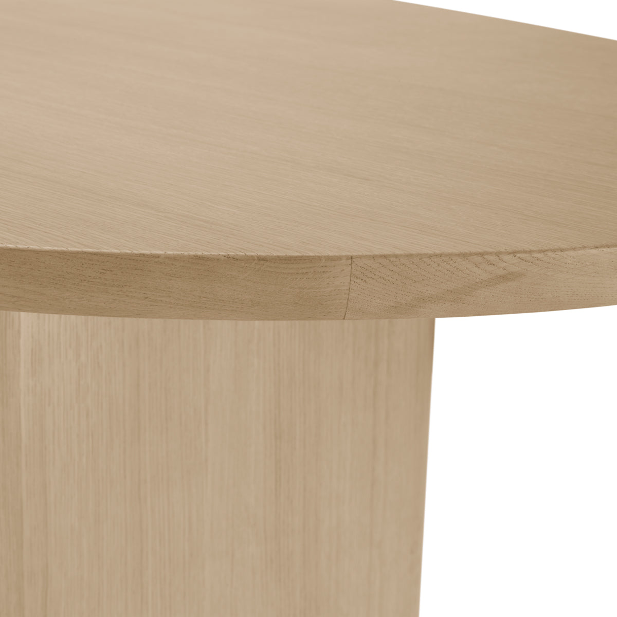 Oval Wooden Dining Table Lindner | Eichholtz Miami