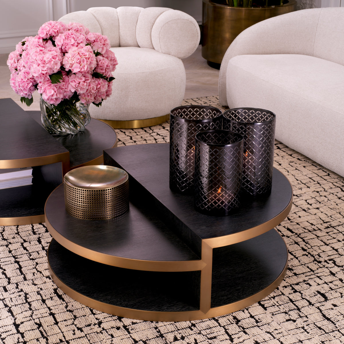 Black Oak Coffee Table Nilo | Eichholtz Miami