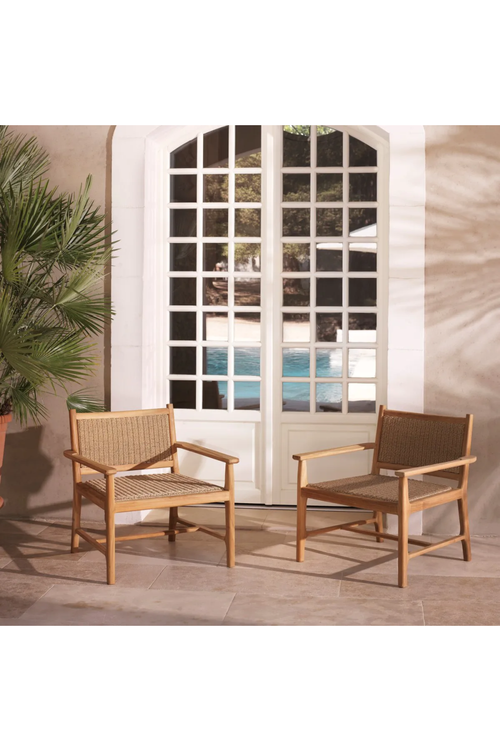Teak Outdoor Lounge Chair Pivetti | Eichholtz Miami