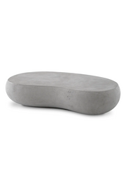 Bean Shaped Outdoor Coffee Table Prime | Eichholtz Miami