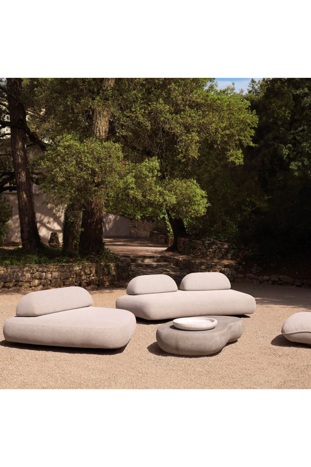 Bean Shaped Outdoor Coffee Table Prime | Eichholtz Miami