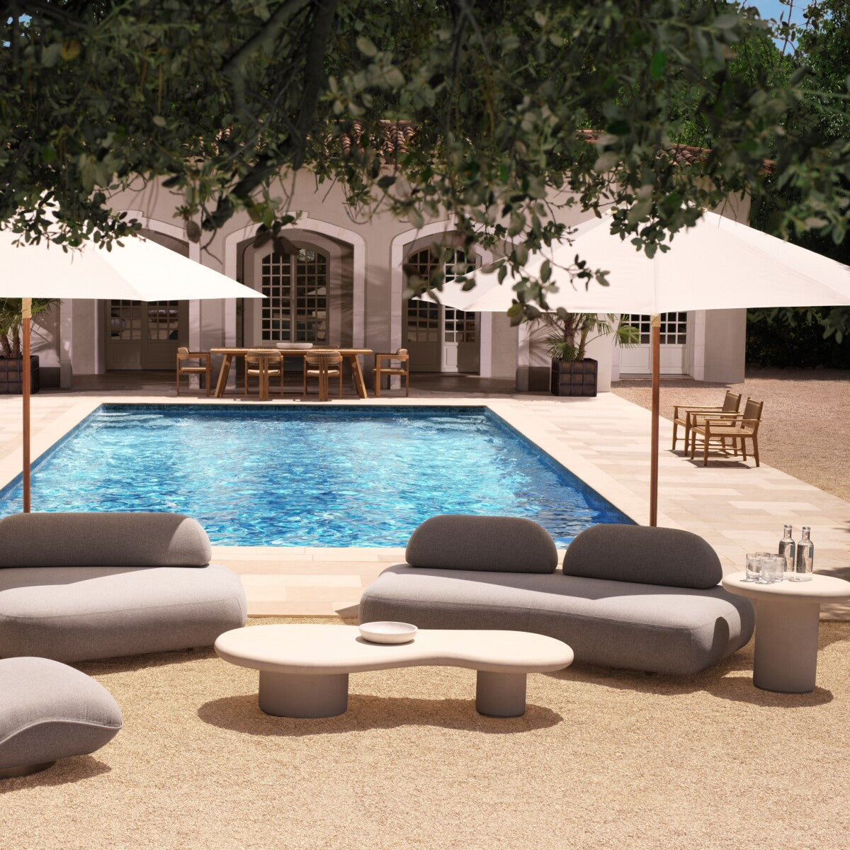 Round Outdoor Side Table Vitalis | Eichholtz Miami