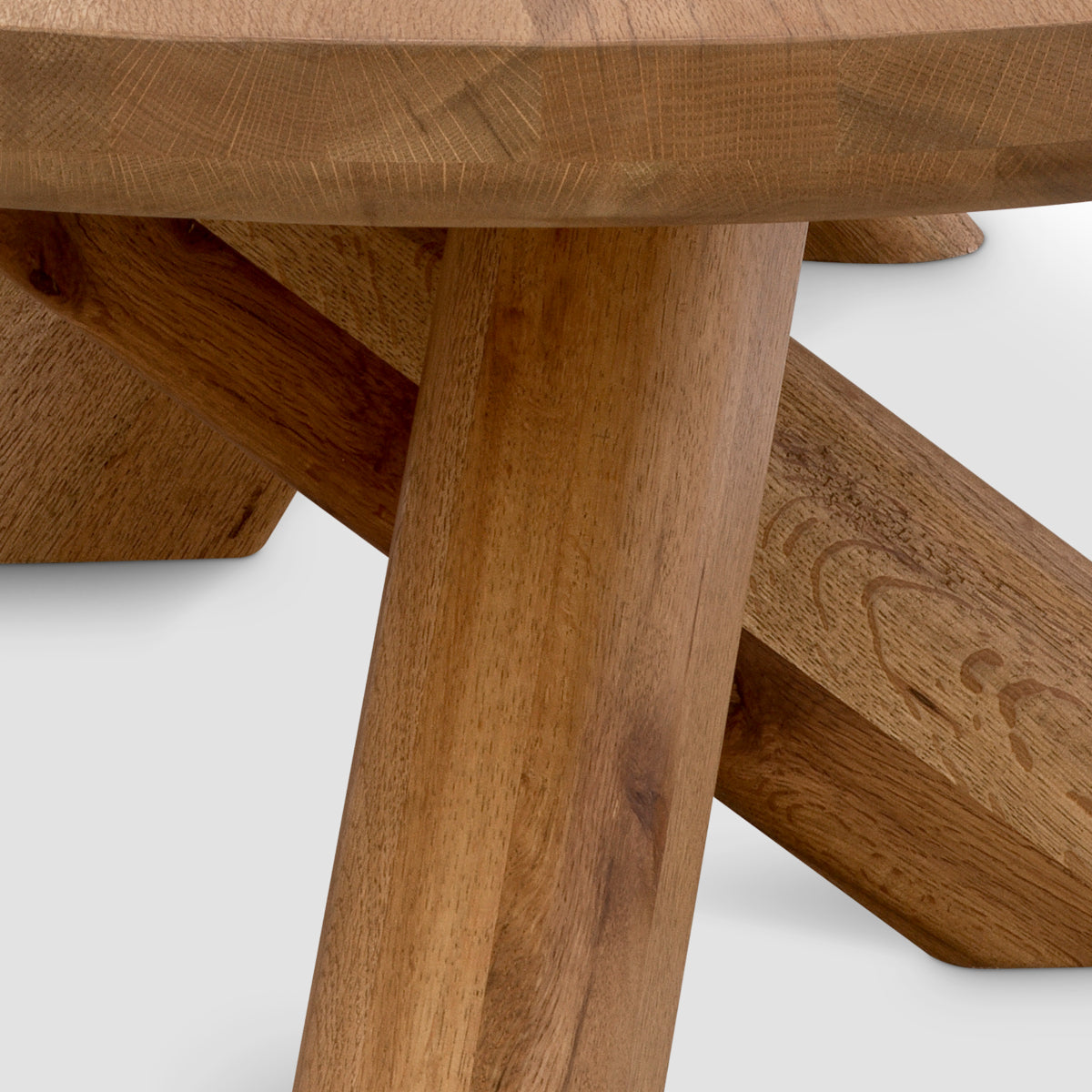 Oval Oak Coffeee Table Bayshore | Eichholtz Miami