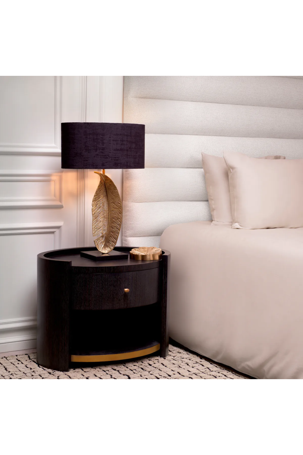 Oval Oak Nightstand Rosemberg | Eichholtz Miami