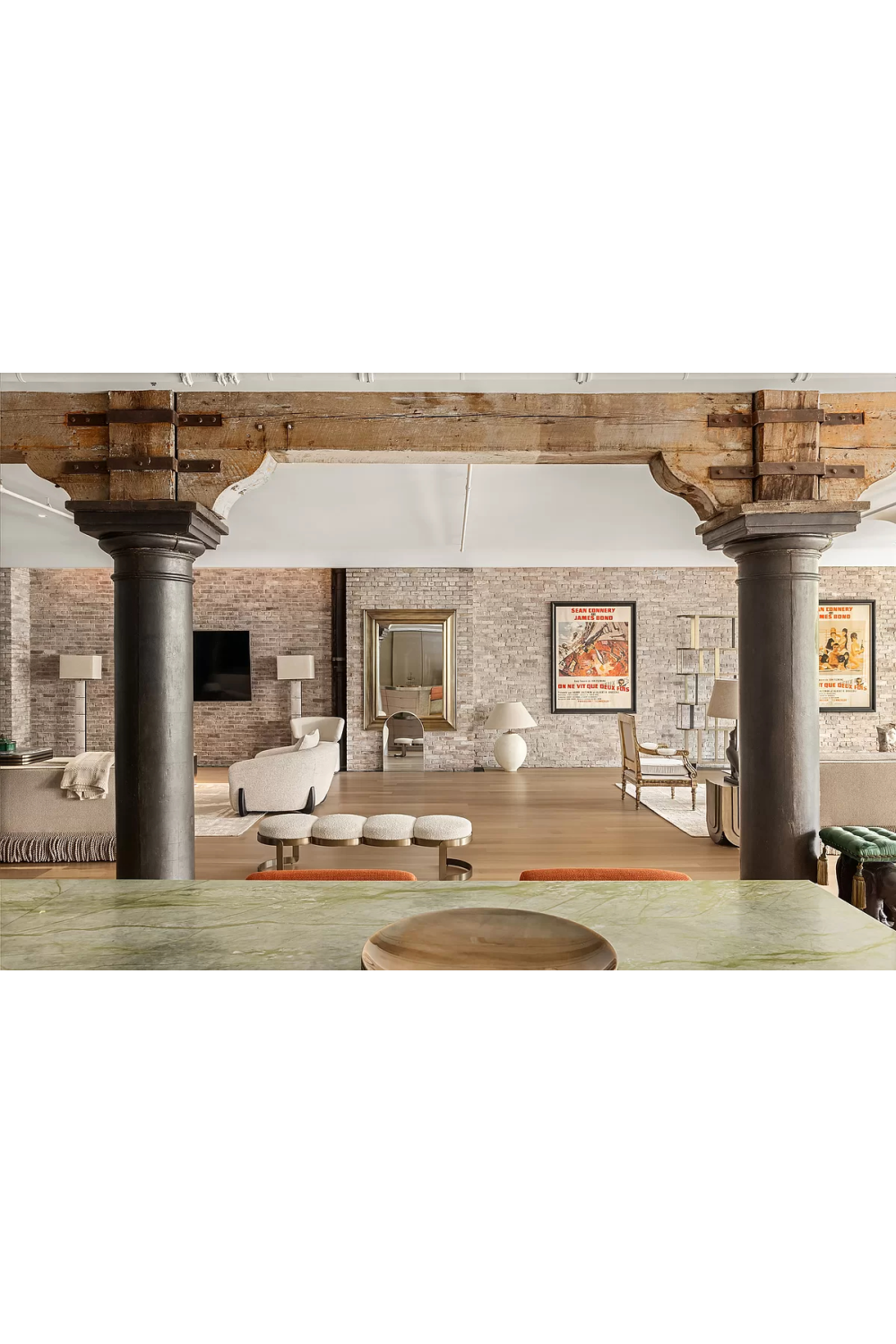 Alabaster Floor Lamp Ortiz | Eichholtz Miami