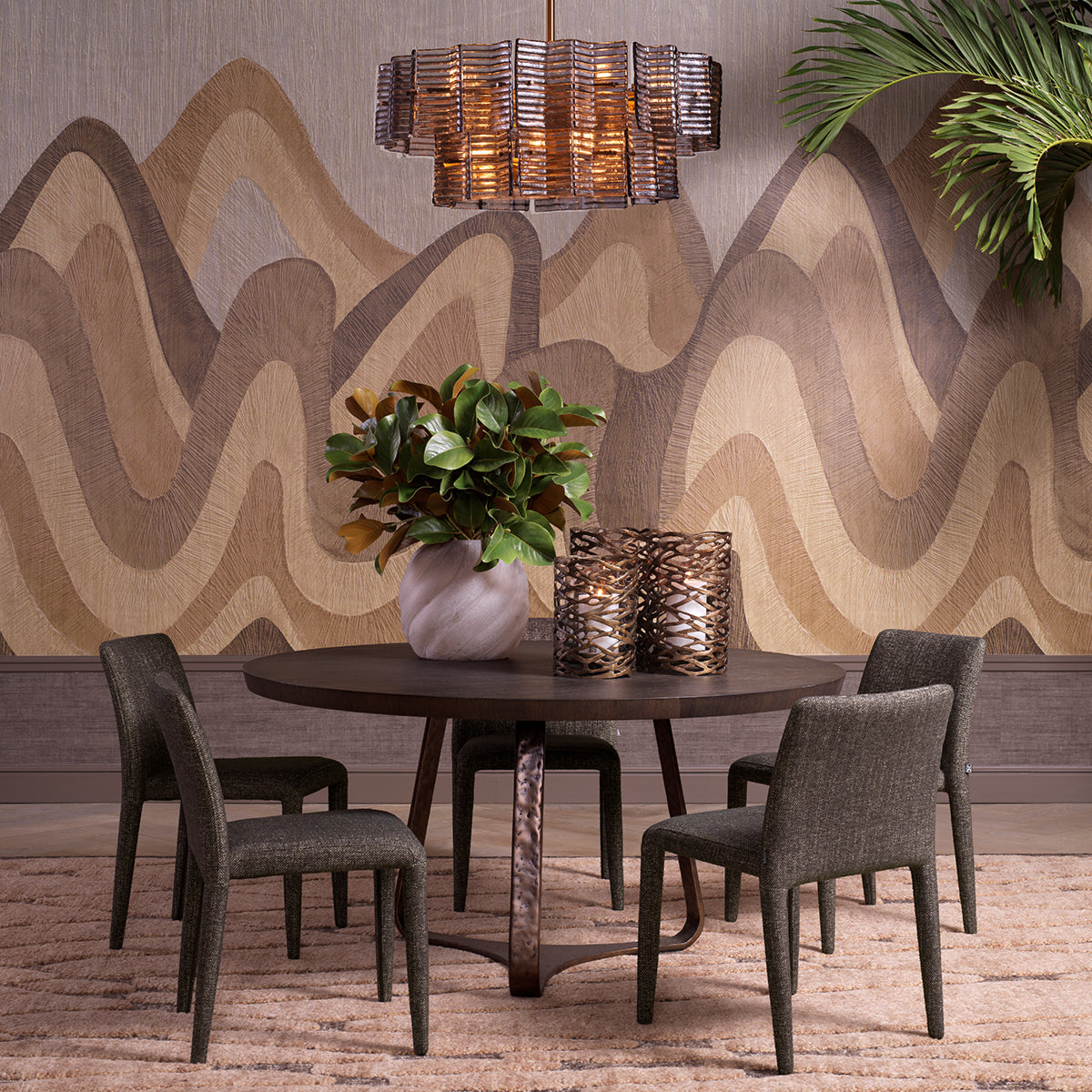 Aluminum Base Dining Table Cambronne | Eichholtz Miami