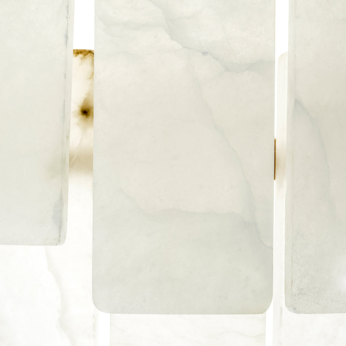 Alabaster Chandelier XL Greyson | Eichholtz Miami