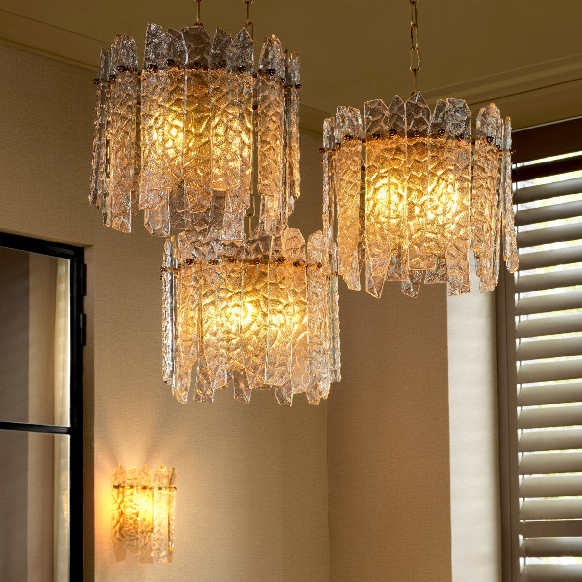 Faceted Glass Wall Lamp Prati | Eichholtz Miami