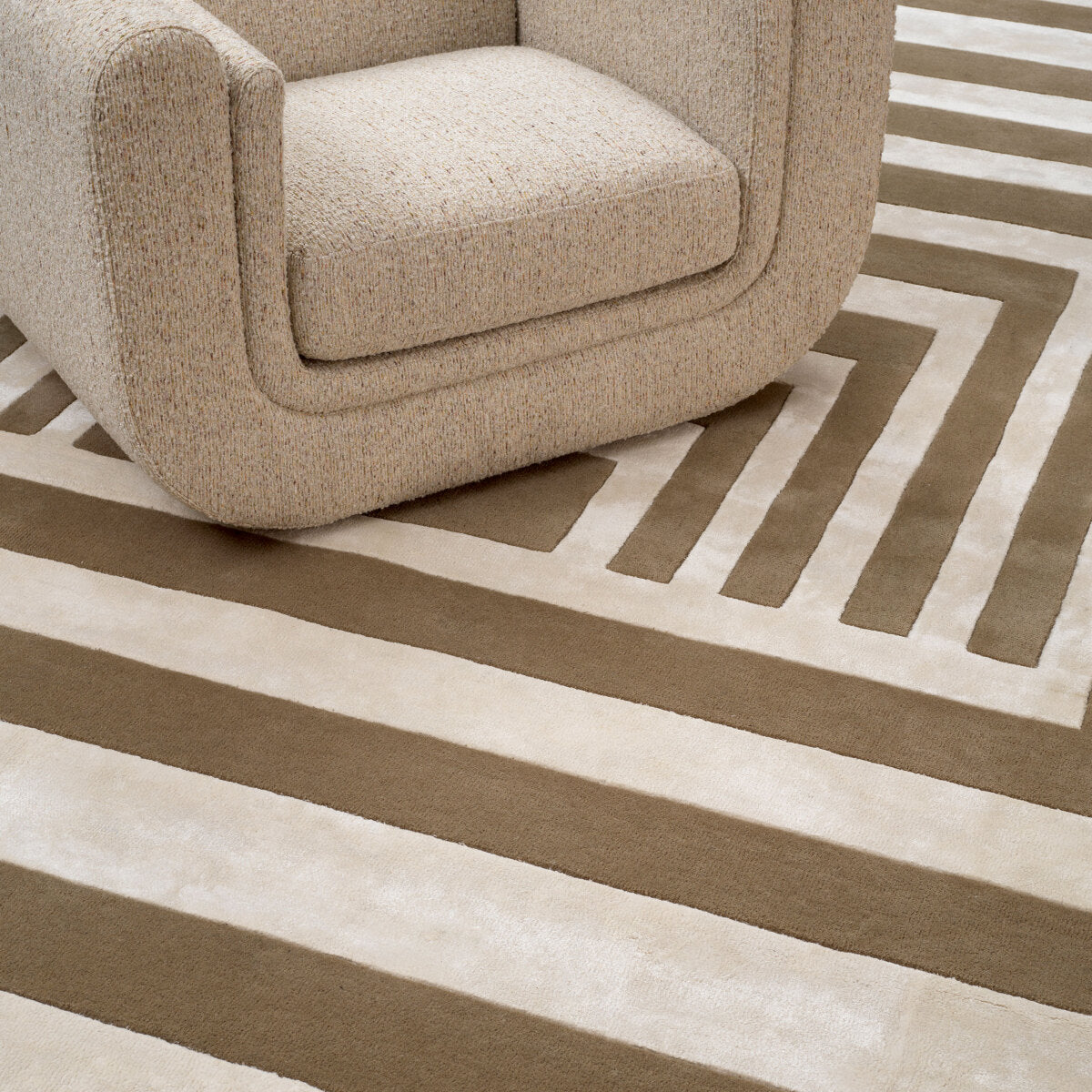 Handtufted Silver Gray Rug Radley | Eichholtz Miami