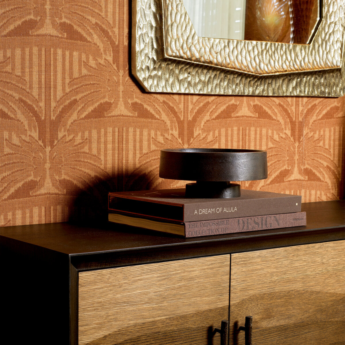 Aluminum Pedestal Bowl Santiago | Eichholtz Miami