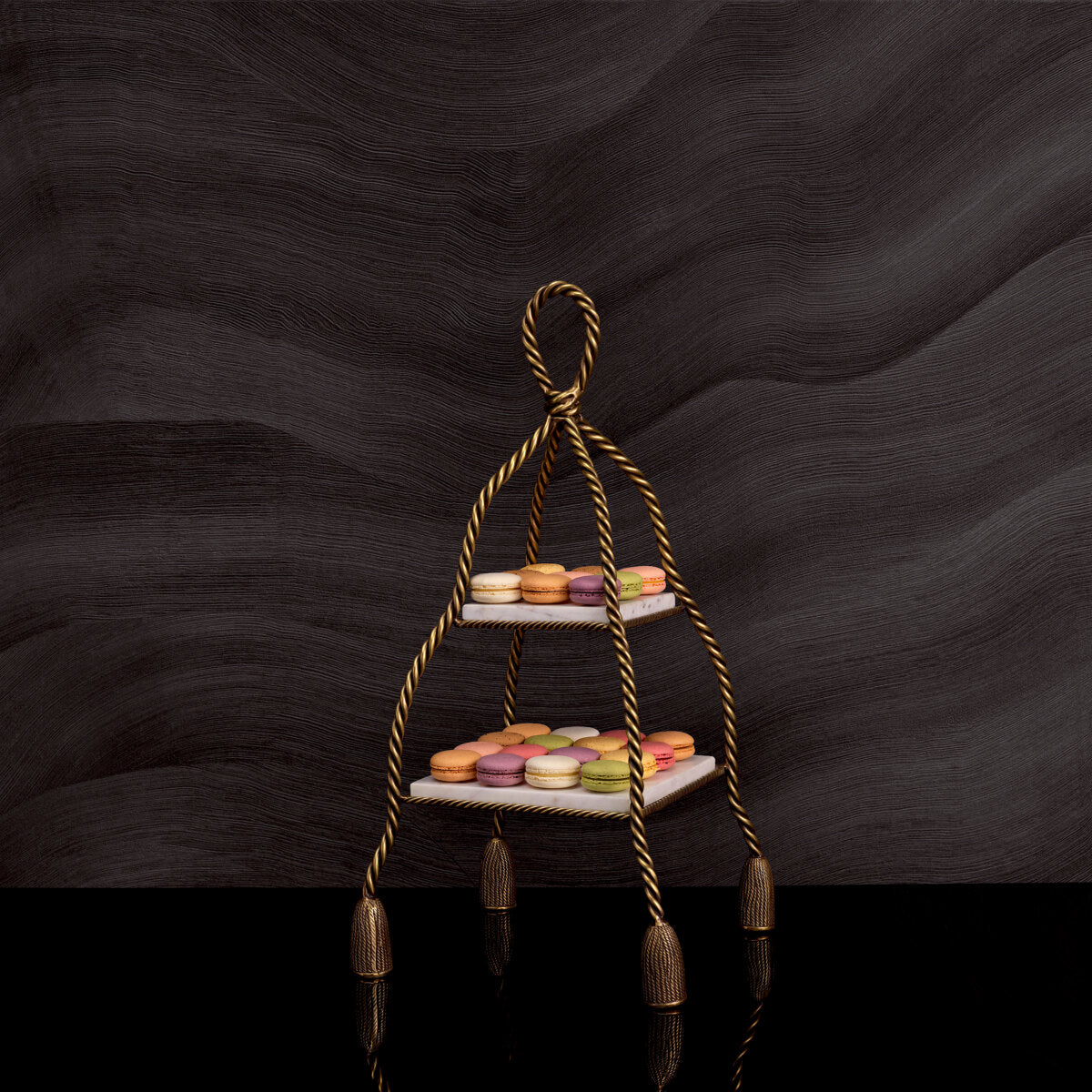 Marble 2-Tier Cake Stand Vanelle | Eichholtz Miami