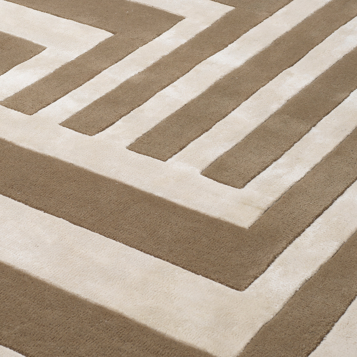 Handtufted Silver Gray Rug Radley | Eichholtz Miami
