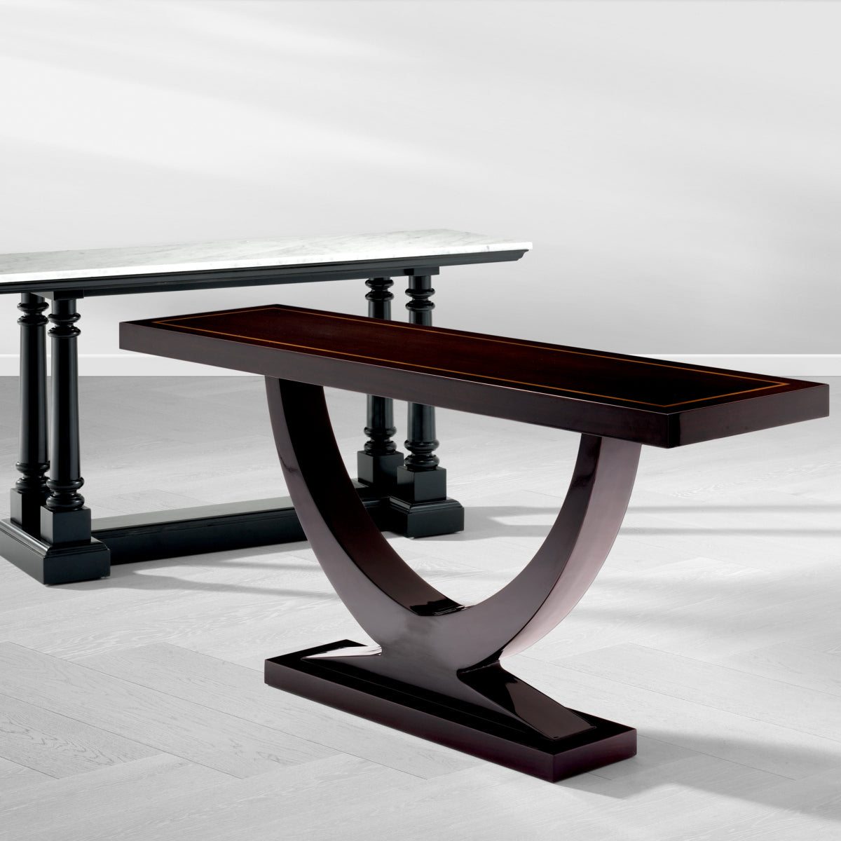 Wooden Console Table Umberto | Eichholtz Miami