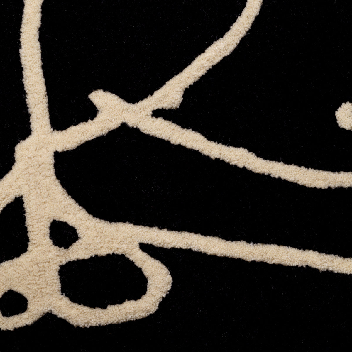 Black Wool Carpet 10' x 13' Piccione | Eichholtz Miami