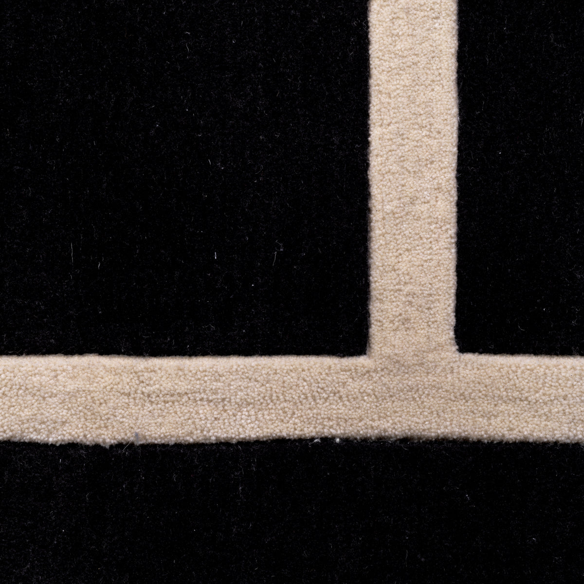 Hand-tufted Wool Carpet 10' x 13' Omar | Eichholtz Miami