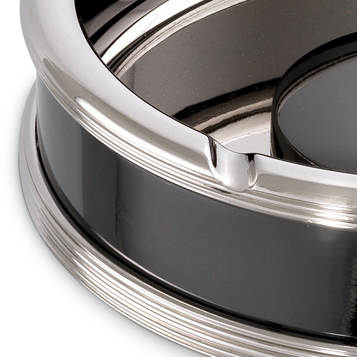 Round Metal Ashtray Ella | Eichholtz Miami