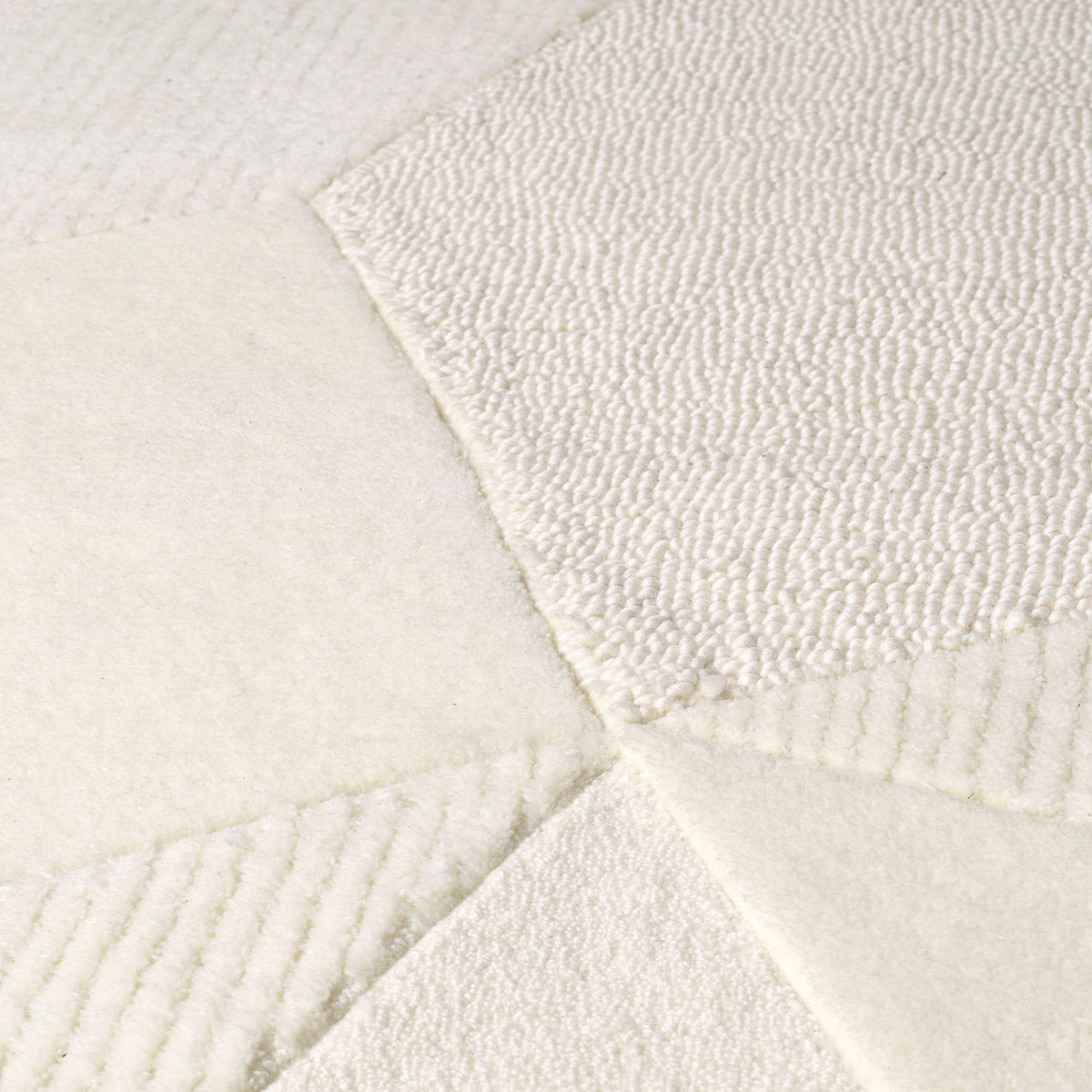 Hand Tufted Wool Carpet 10' x 13' Osumi | Eichholtz Miami