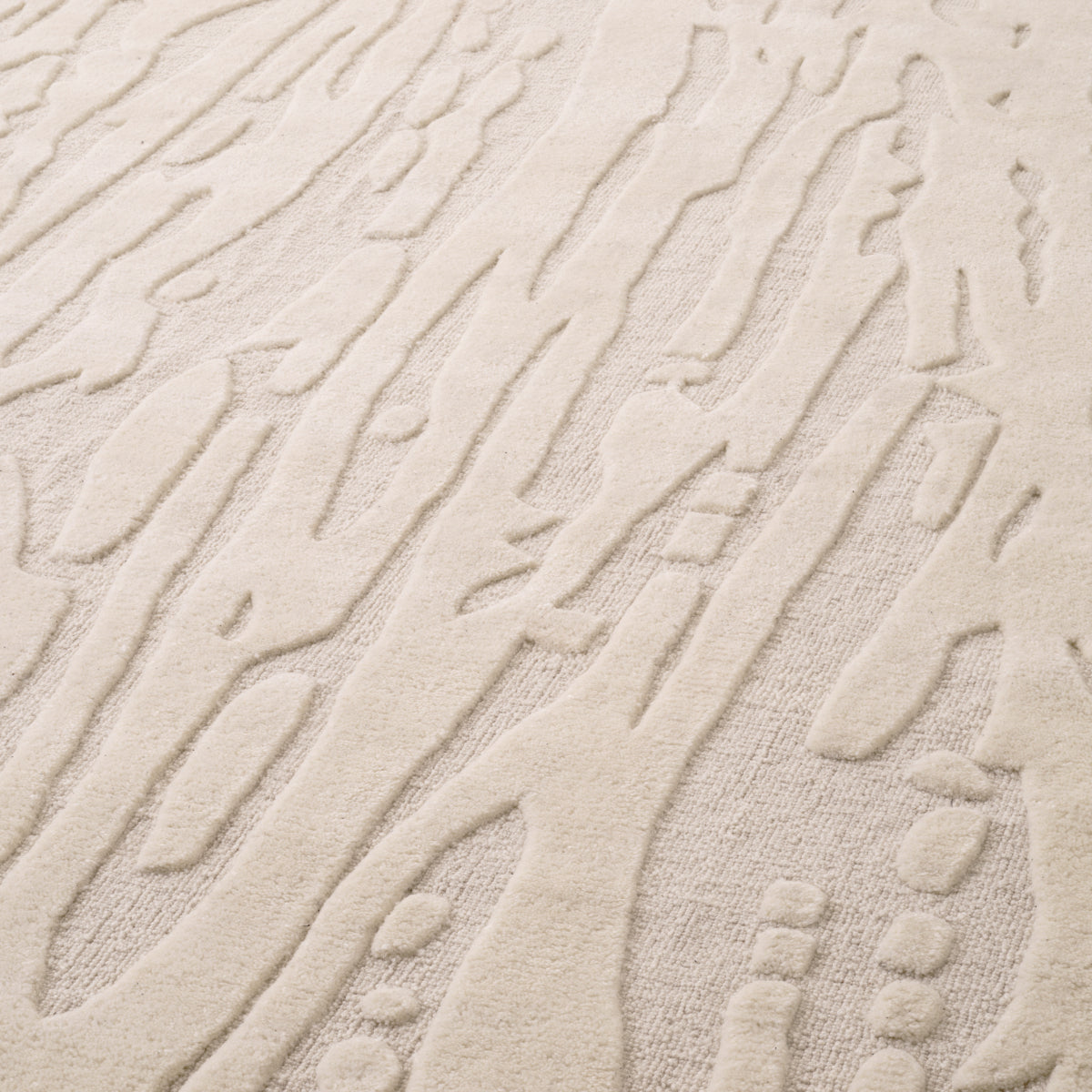 Hand-Tufted Cream Wool Carpet Zenon | Eichholtz Miami