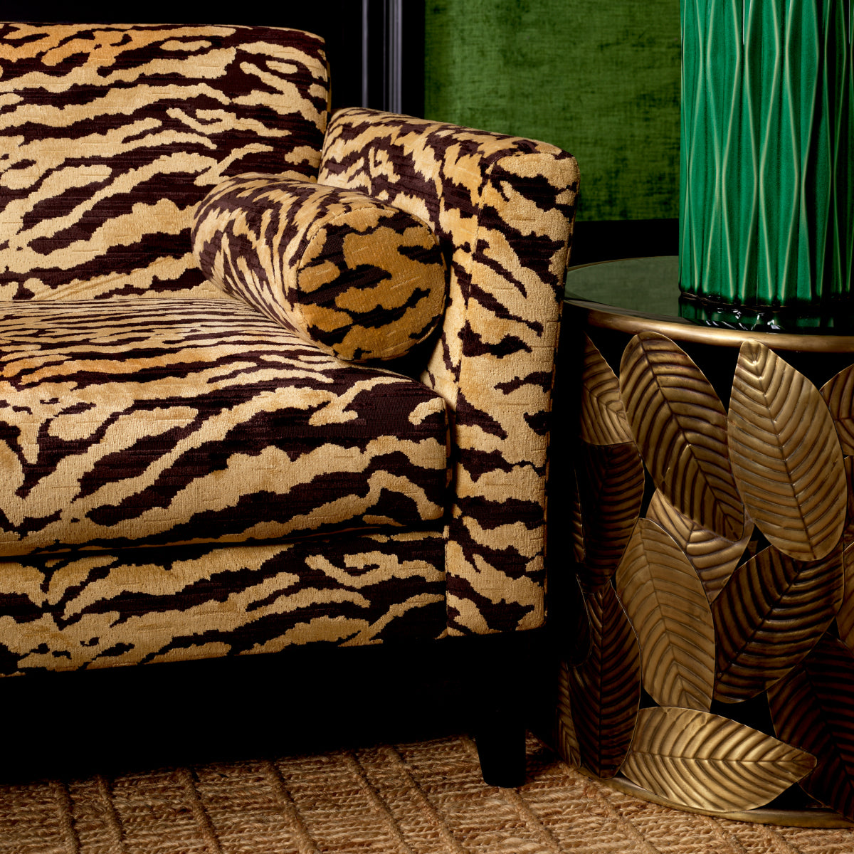 Black Glass Side Table Botanico | Eichholtz Miami