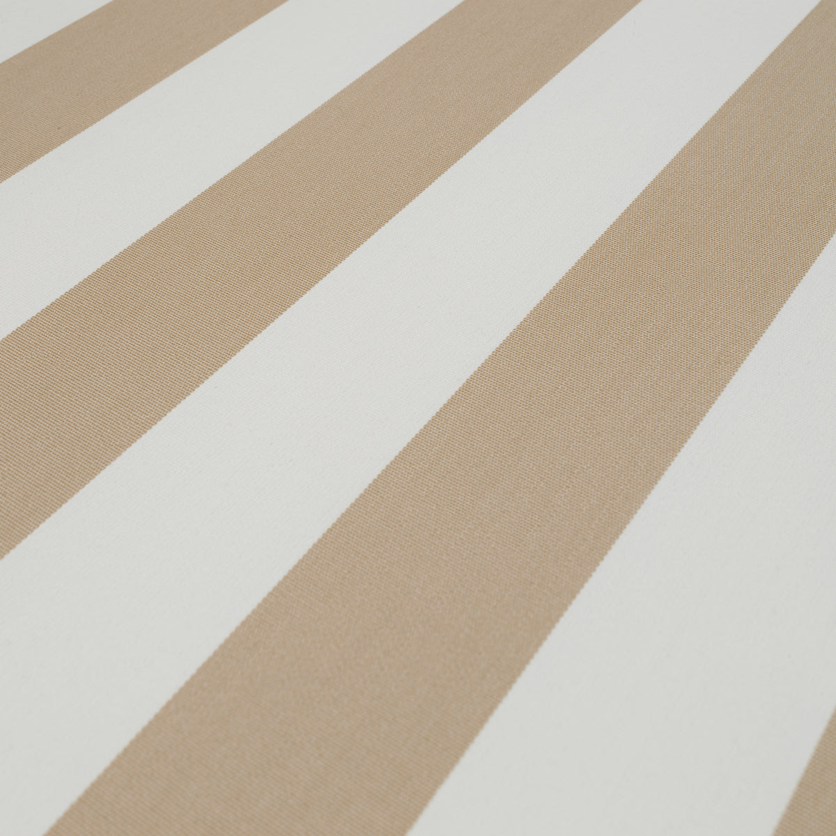 Matte White Outdoor Bed Laguno | Eichholtz Miami