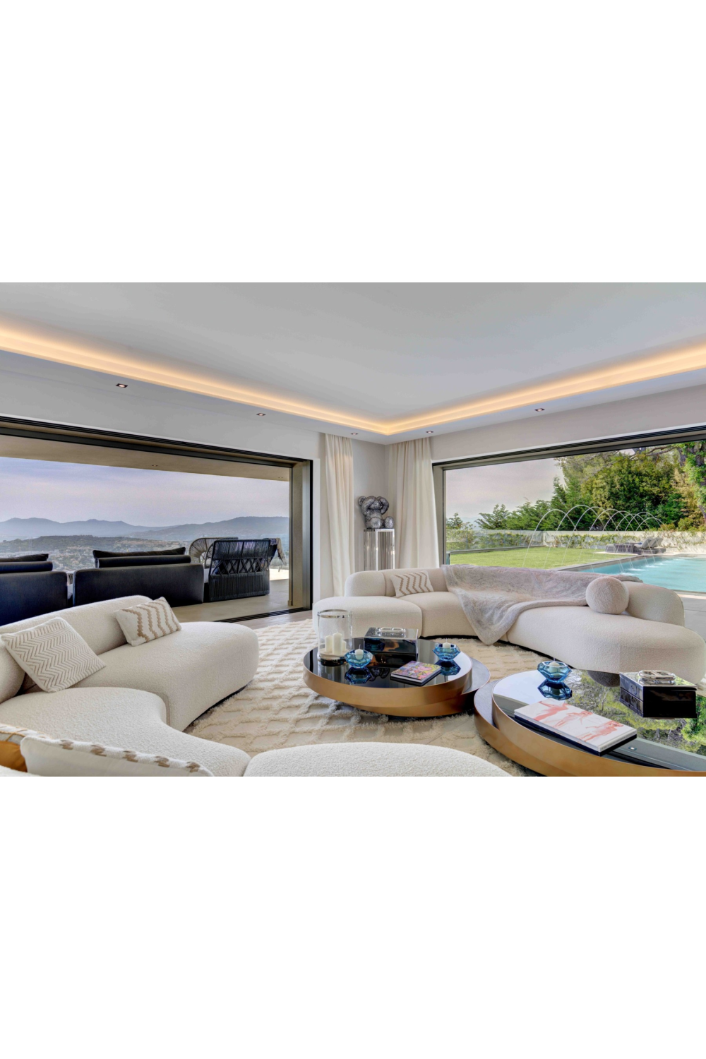 Curved Modern Sofa L Bjorn | Eichholtz Miami