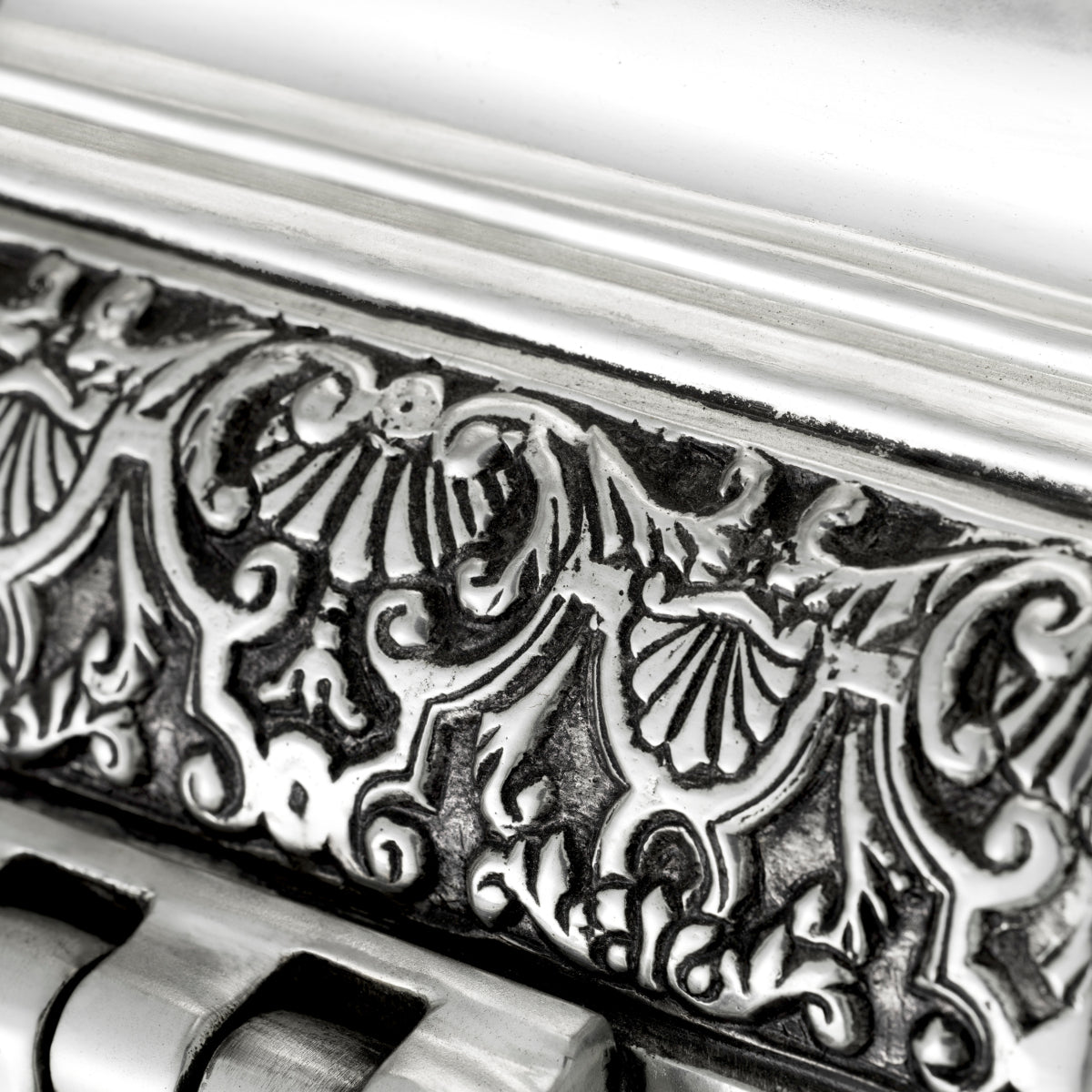 Silver Wine Cooler Object Walpole | The Met x Eichholtz Miami